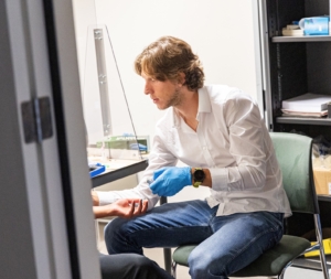 Op pad met Ricardo, forensisch arts